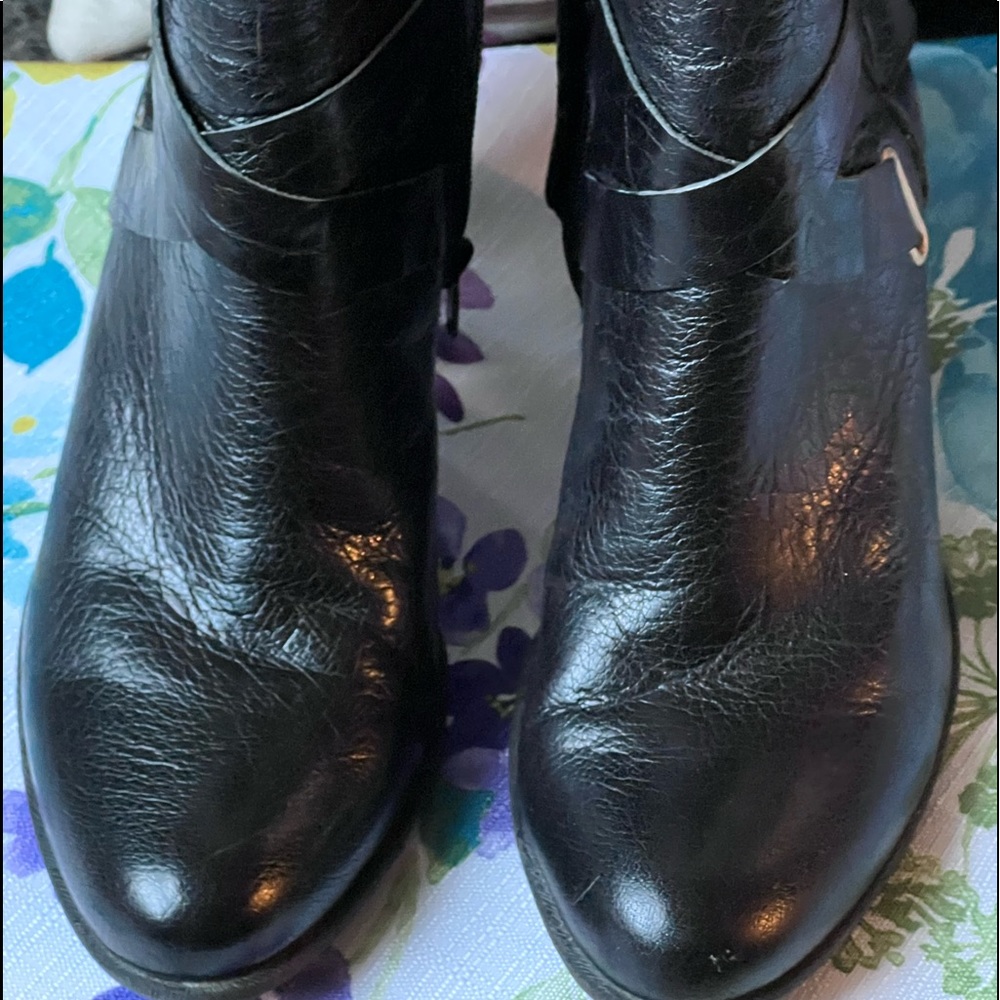 BOC Leather Booties Size 7